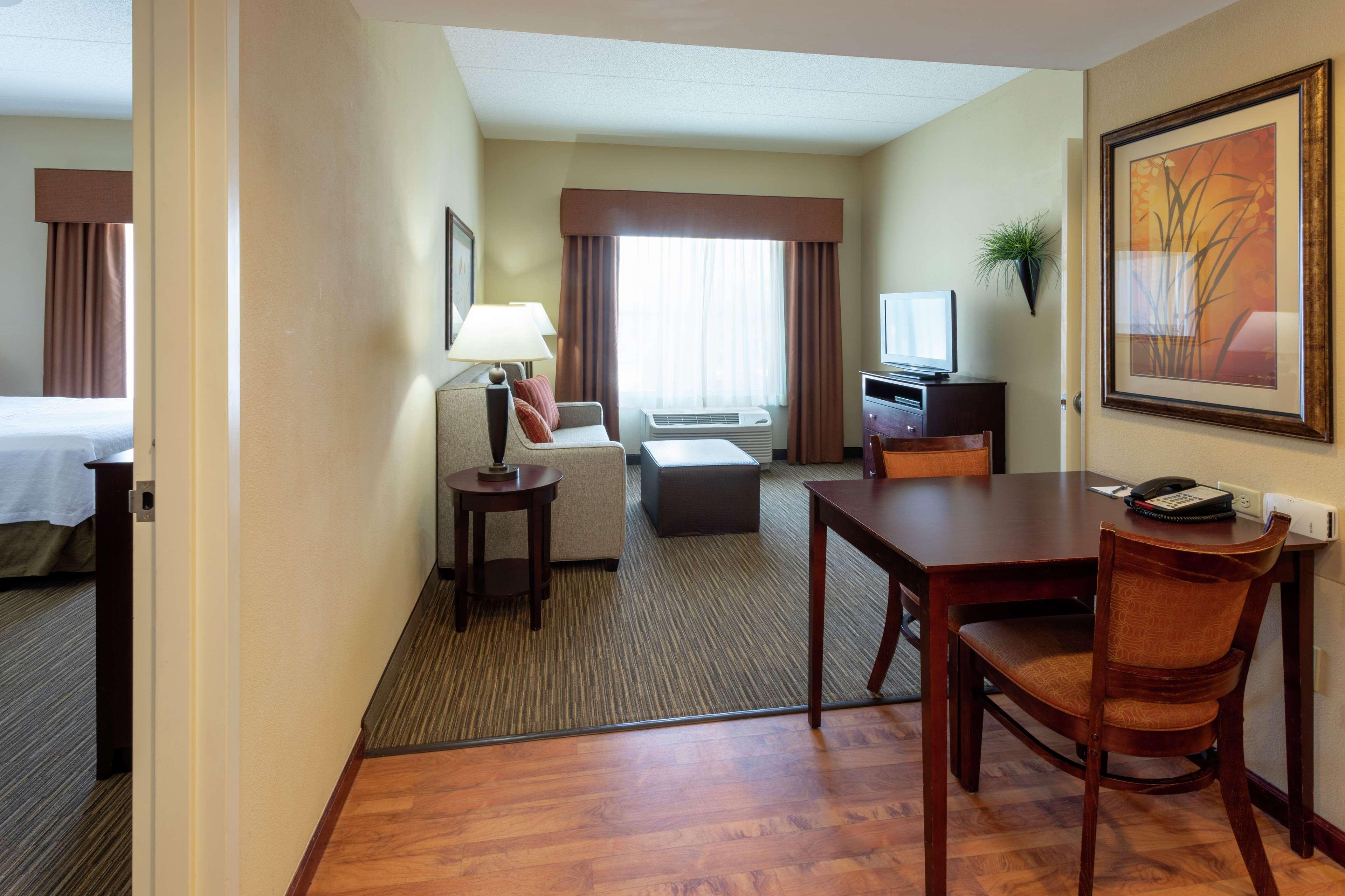 Homewood Suites New Brighton מראה חיצוני תמונה