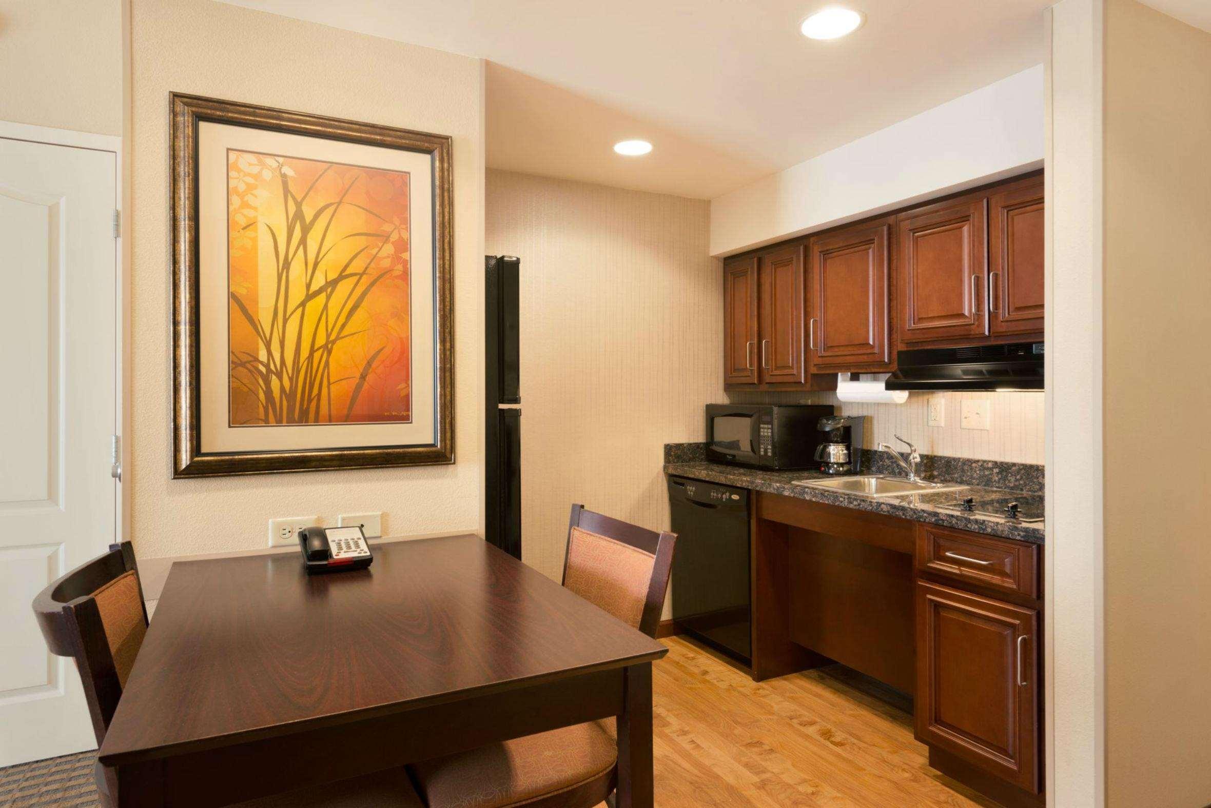 Homewood Suites New Brighton מראה חיצוני תמונה