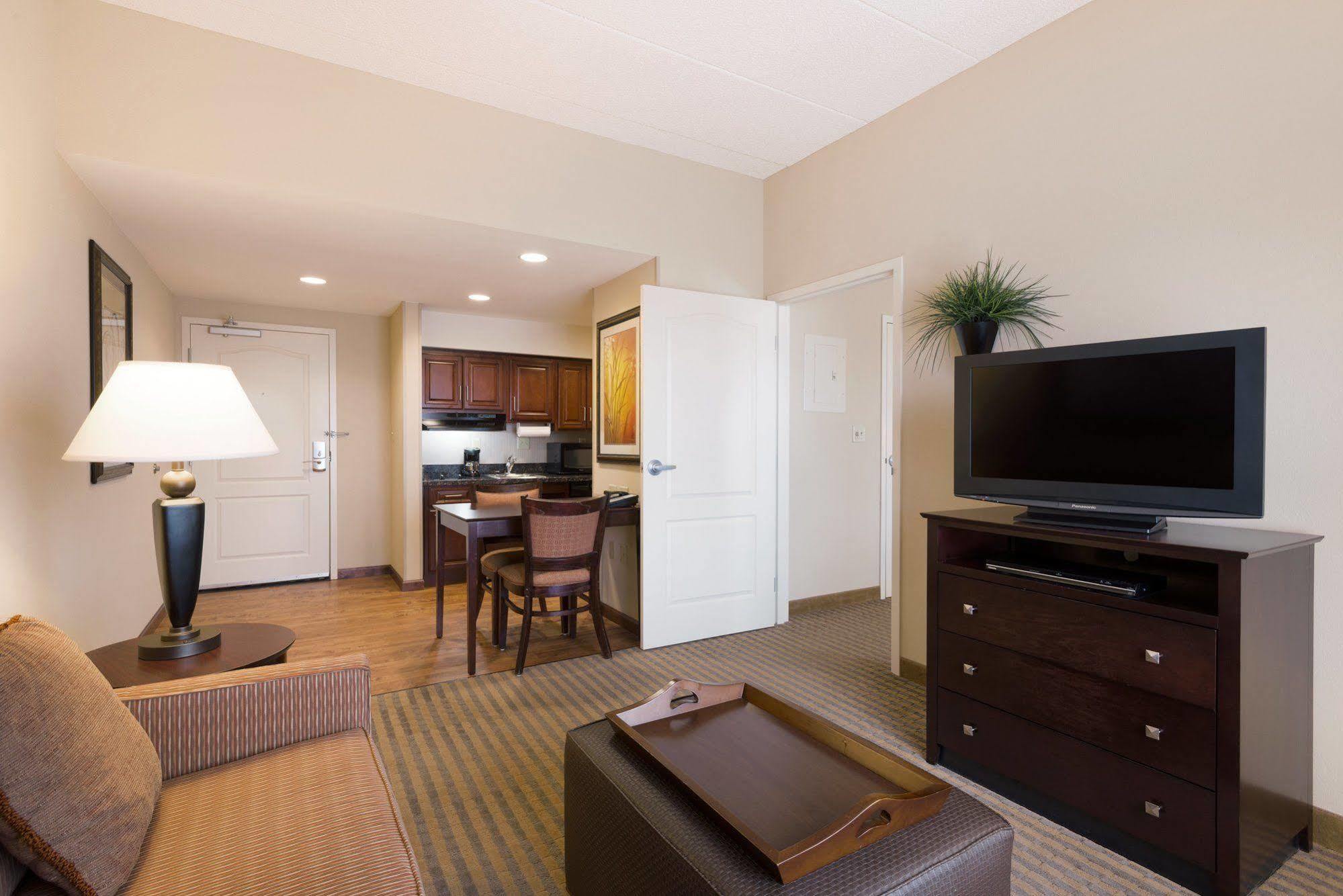 Homewood Suites New Brighton מראה חיצוני תמונה